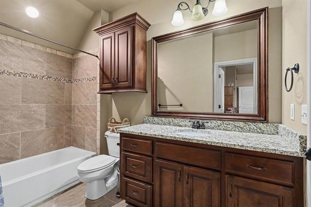 9300 NW 97th Circle, Yukon, OK 73099