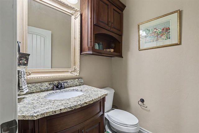 9300 NW 97th Circle, Yukon, OK 73099