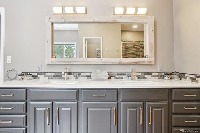 13084 Deer Ridge Way, Larkspur, CO 80118
