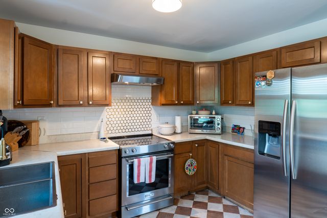 8155 E 34th Street, Indianapolis, IN 46226