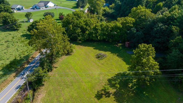 45 Green Cove Road, Brasstown, NC 28902