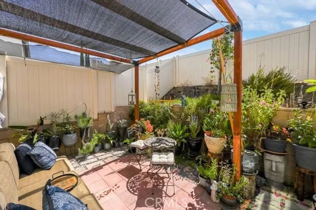 24317 Sonieta Court, Corona, CA 92833