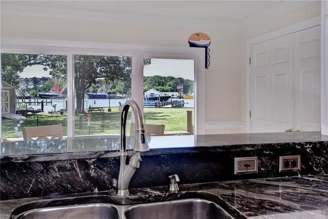 116 Buckingham DR, Yorktown, VA 23692