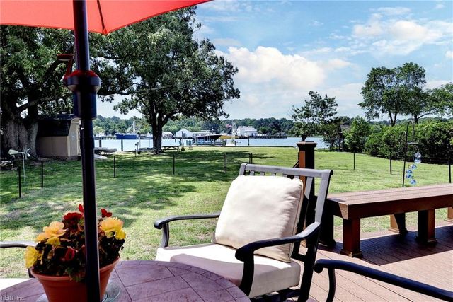 116 Buckingham DR, Yorktown, VA 23692