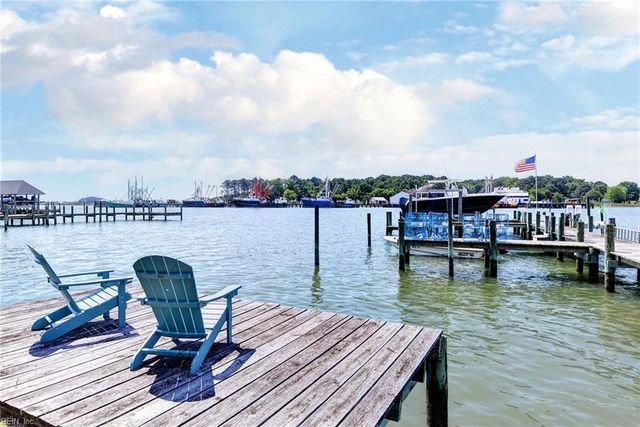 116 Buckingham DR, Yorktown, VA 23692