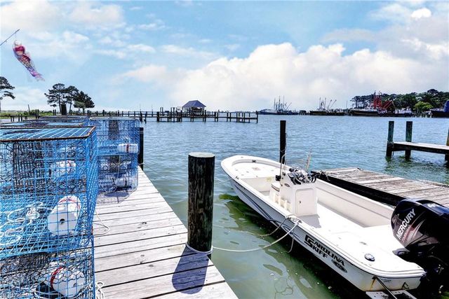 116 Buckingham DR, Yorktown, VA 23692
