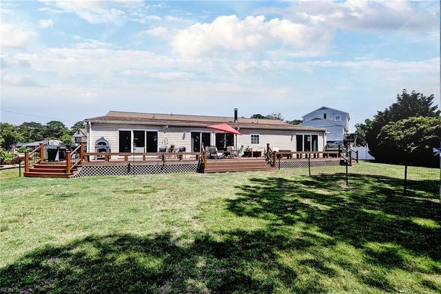 116 Buckingham DR, Yorktown, VA 23692