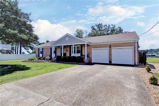 116 Buckingham DR, Yorktown, VA 23692