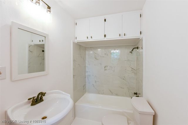 2317 West State Highway 10 Drive, Booneville, AR 72927