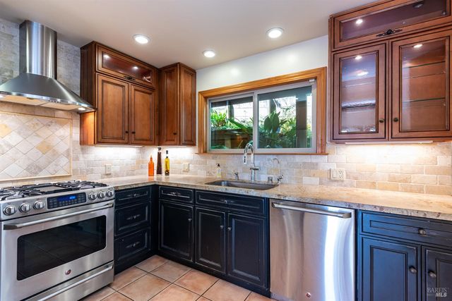 50 Palomino Cir, Novato, CA 94947