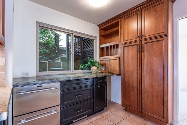 50 Palomino Cir, Novato, CA 94947