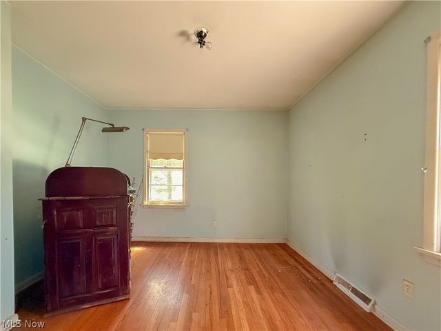 9187 Wallings Road, North Royalton, OH 44133