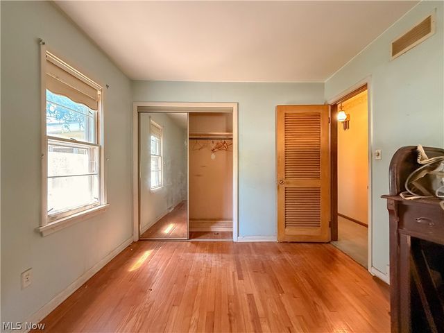 9187 Wallings Road, North Royalton, OH 44133