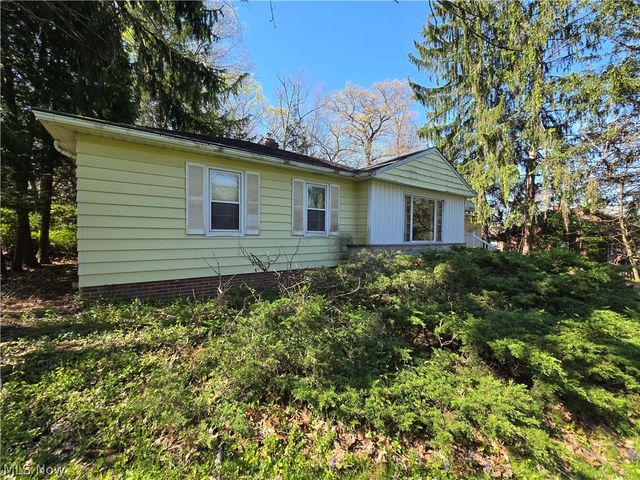 9187 Wallings Road, North Royalton, OH 44133