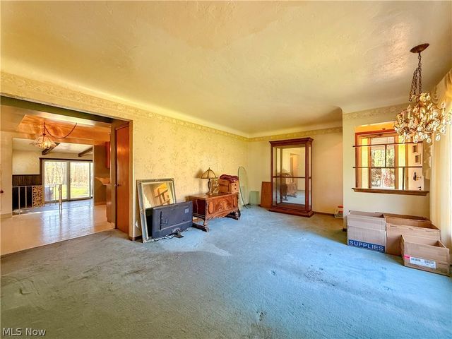 9187 Wallings Road, North Royalton, OH 44133