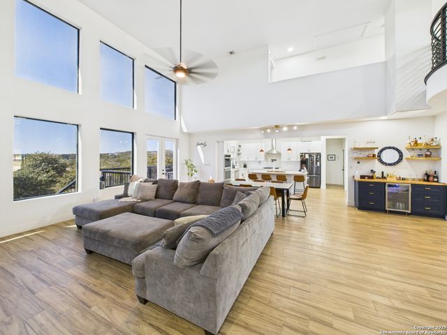 921 County Road 2801, Mico, TX 78056