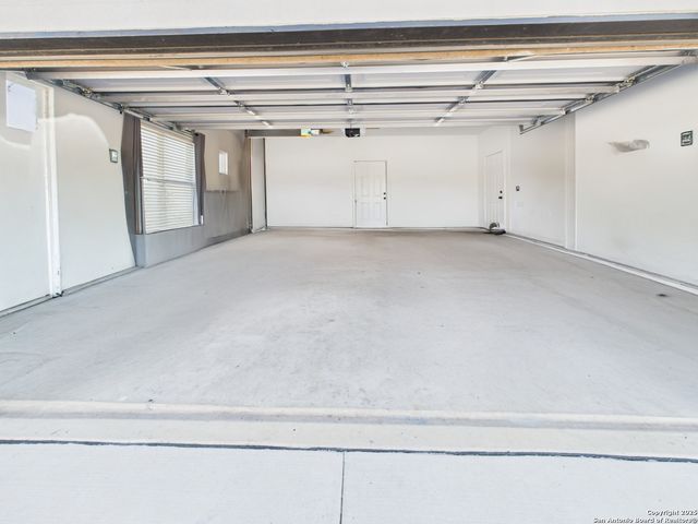 921 County Road 2801, Mico, TX 78056