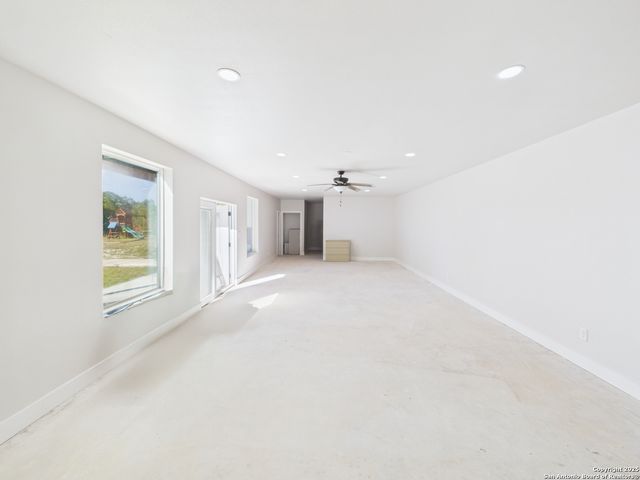 921 County Road 2801, Mico, TX 78056