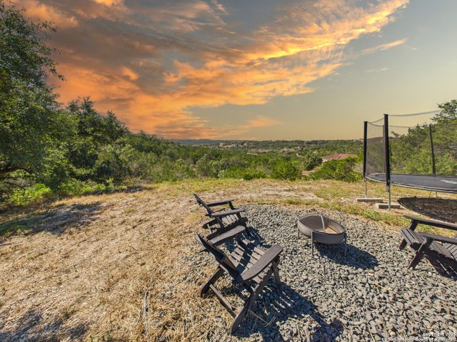 921 County Road 2801, Mico, TX 78056