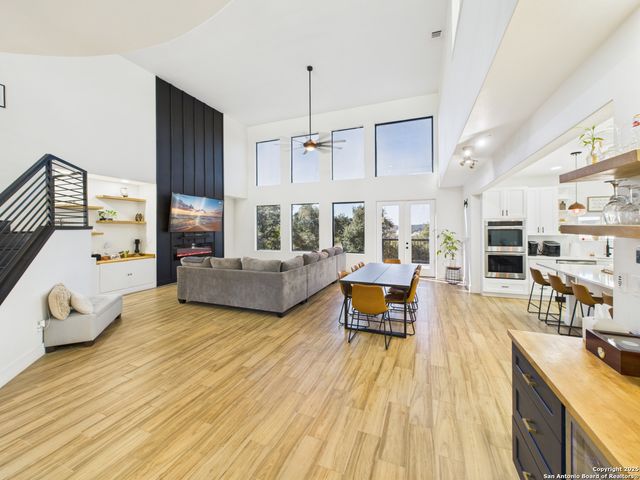 921 County Road 2801, Mico, TX 78056