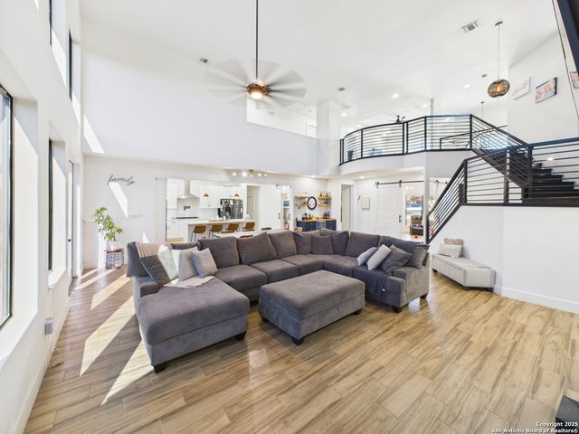 921 County Road 2801, Mico, TX 78056