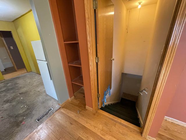 332 Maple Street, Crown Point, IN 46307