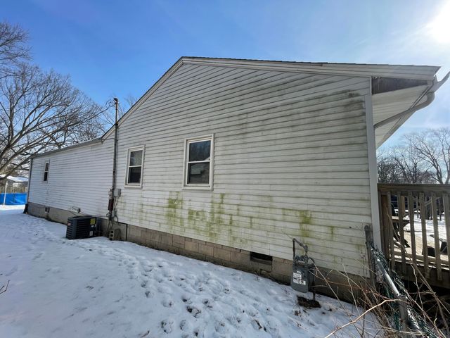 332 Maple Street, Crown Point, IN 46307