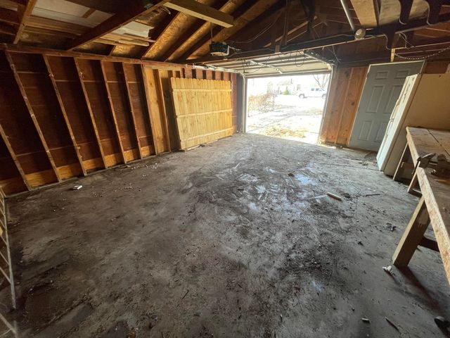 332 Maple Street, Crown Point, IN 46307