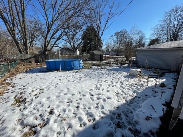 332 Maple Street, Crown Point, IN 46307