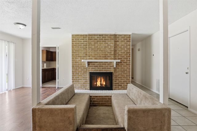 510 Dean Court, Duncanville, TX 75137