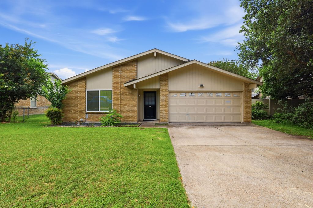 510 Dean Court, Duncanville, TX 75137