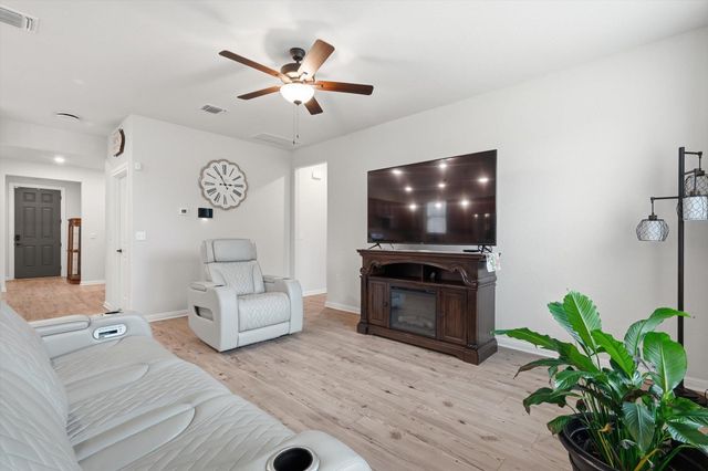 113 Lafayette ST, Georgetown, TX 78633