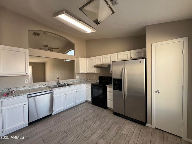 8631 N 112TH Avenue, Peoria, AZ 85345