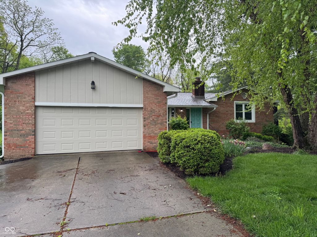 225 Corral Court, Fishers, IN 46038