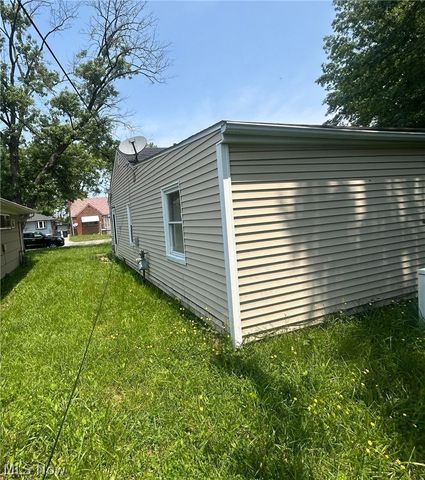 12215 Guardian Boulevard, Cleveland, OH 44135