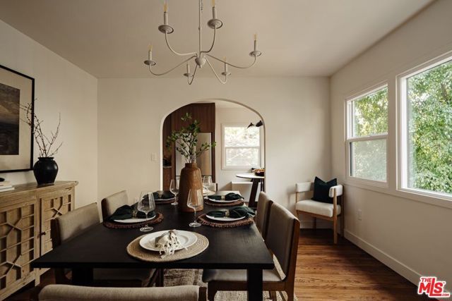 3042 N Beachwood Drive, Los Angeles, CA 90068