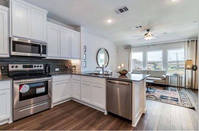5114 Heritage Street, Haltom City, TX 76117