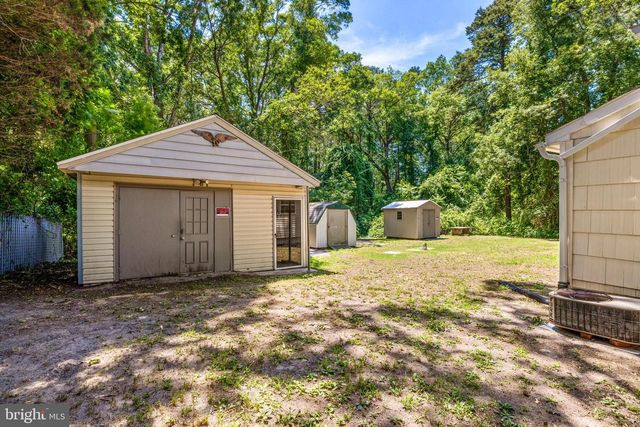 302 PINE WAY, Salisbury, MD 21804