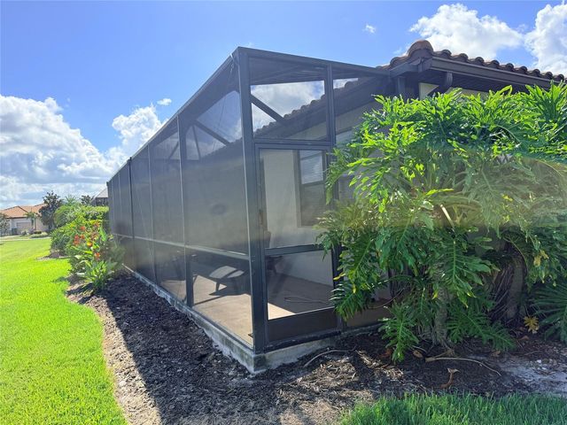 6623 CANDLESTICK DRIVE, Bradenton, FL 34212