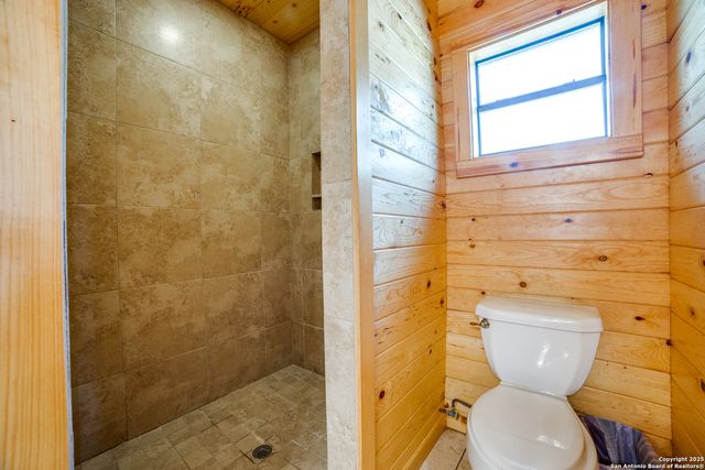 170 Johnny Seibert, Leakey, TX 78873