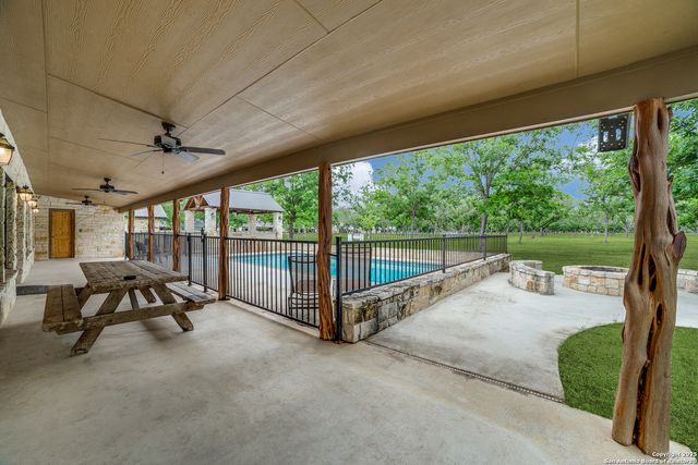 170 Johnny Seibert, Leakey, TX 78873