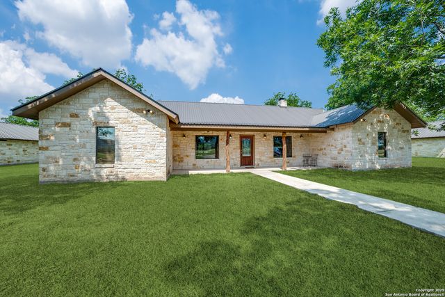 170 Johnny Seibert, Leakey, TX 78873