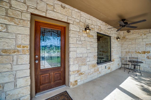 170 Johnny Seibert, Leakey, TX 78873