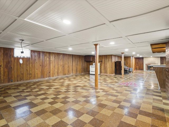 1324 S 3rd Street, St. Charles, IL 60174