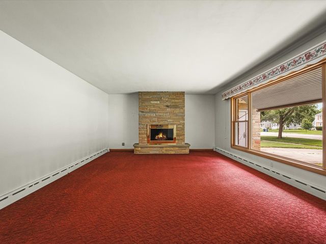 1324 S 3rd Street, St. Charles, IL 60174