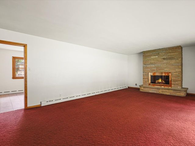 1324 S 3rd Street, St. Charles, IL 60174