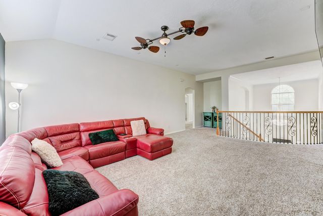 2104 Windy Shores Drive, Pearland, TX 77584
