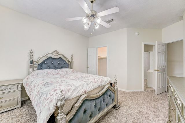 2104 Windy Shores Drive, Pearland, TX 77584