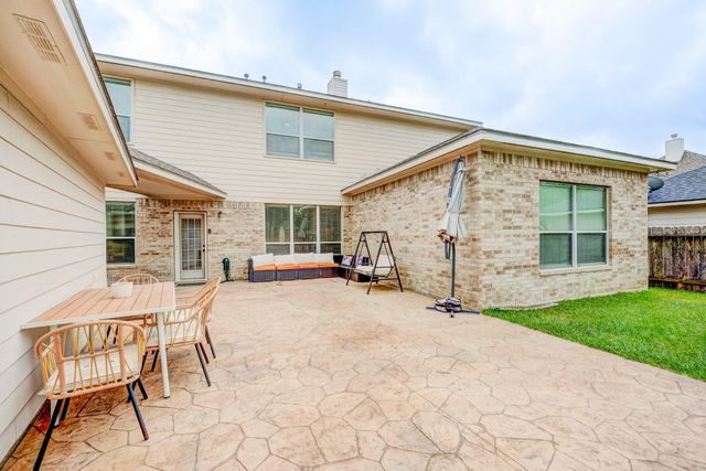 2104 Windy Shores Drive, Pearland, TX 77584