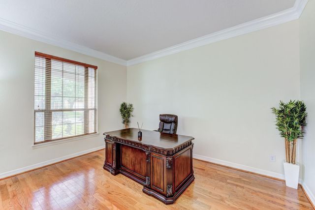 2104 Windy Shores Drive, Pearland, TX 77584